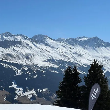 Gemuetliches Auf 1600m Hoehe Naehe Lenzerheide