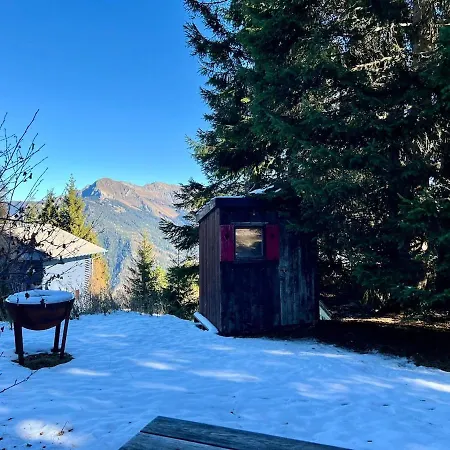 Gemuetliches Auf 1600m Hoehe Naehe Lenzerheide Apartment *